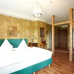 Hotel Gastwirtschaft & Hallescher Anger 3*