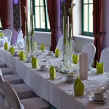 Hotel Gastwirtschaft & Hallescher Anger