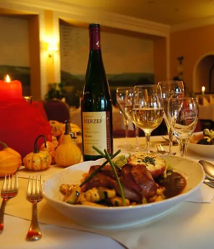 Gastwirtschaft & Hallescher Anger 3* Naumburg (Saale)